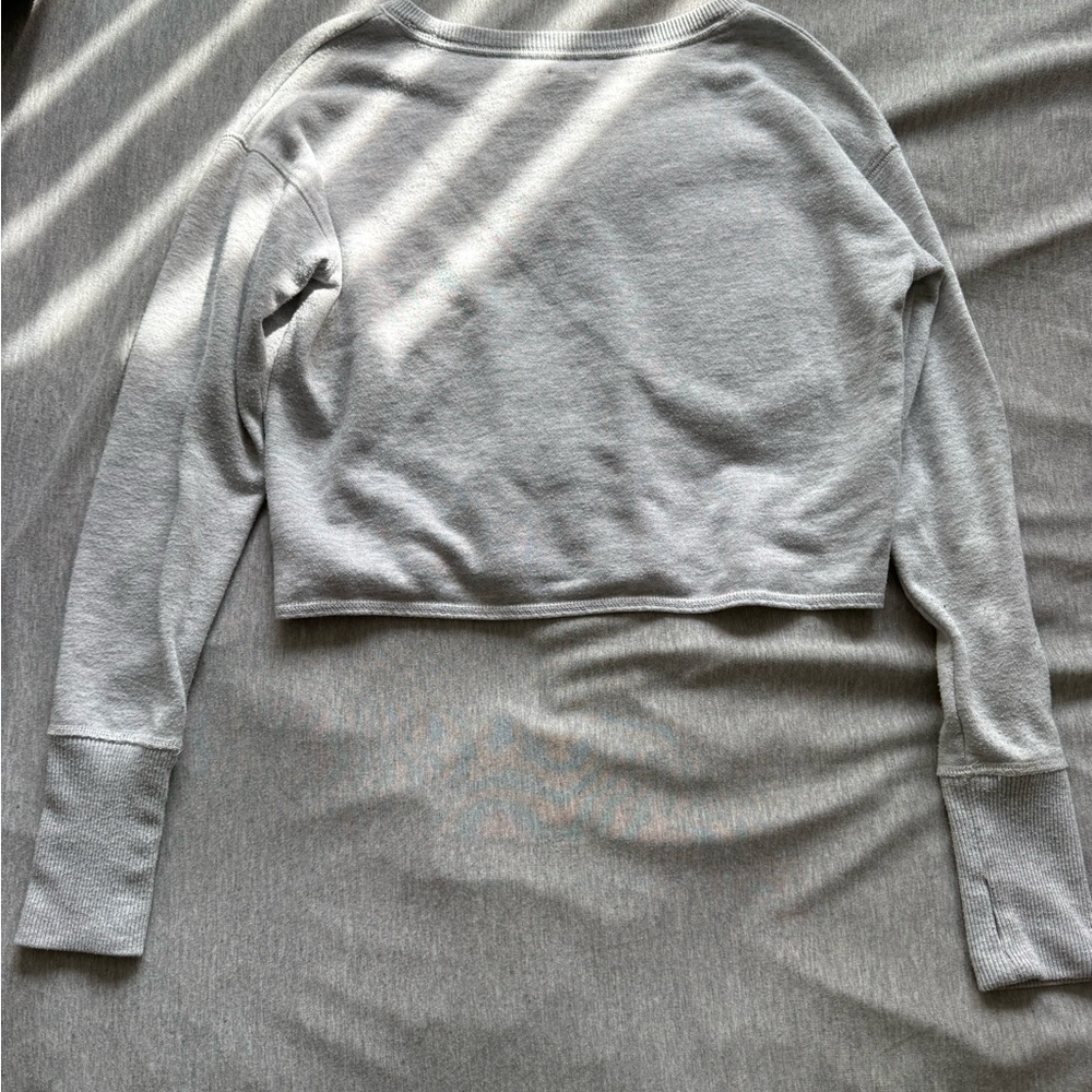 Aerie Light Gray Women's Crop Top - Picture 2 of 4